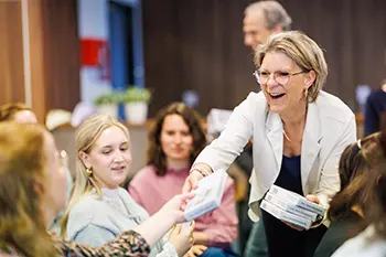 bijeenkomst bij Yonder van de eerste lichting huisarts-assistenten